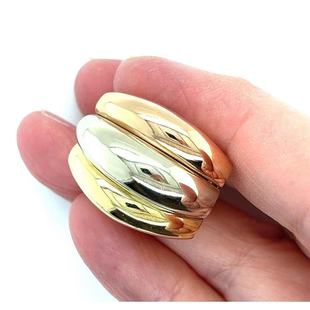 Gold Mid 20th Century Triple Row 18k Tri-Color Gold Dome Curved Top Ring - Size 6.5 For Sale - Image 8 of 8
