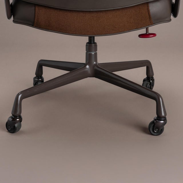Eames Time Life Executive Chair by Herman Miller in Original Cigar Brown Leather & Brown Coated Frame For Sale - Image 11 of 12