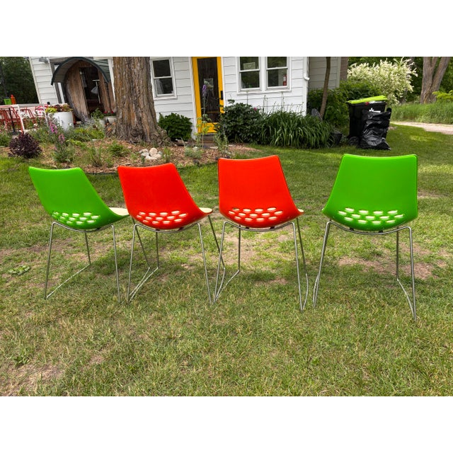 Bring iconic Italian modern design to your dining space with this authentic set of four Calligaris “Jam” chairs featuring...