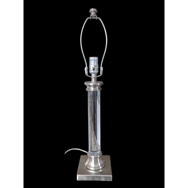 Contemporary Modern Lucite Column Table Lamp For Sale - Image 3 of 10