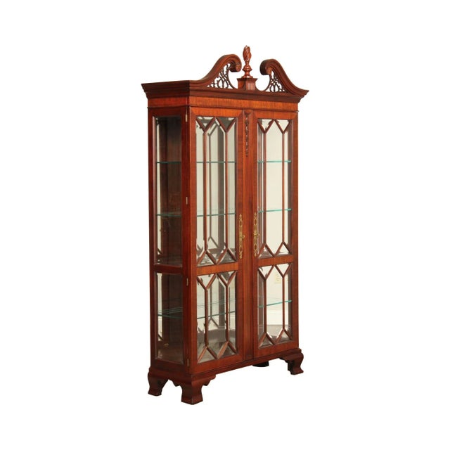 Early 21st Century Henkel Harris Georgian Style Mahogany Display Case Cabinet For Sale - Image 13 of 13