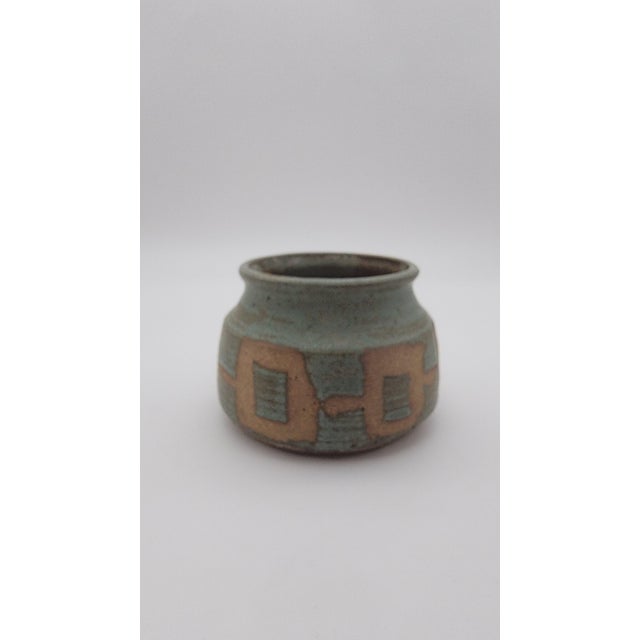 Mid 20th Century Signed Studio Pottery Bowl with Geometric Sgraffito Design For Sale In Philadelphia - Image 6 of 8
