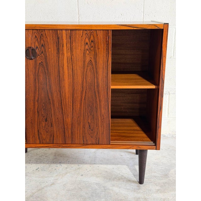 Vintage Danish Mid Century Rosewood Cabinet Credenza on Tapered Legs For Sale - Image 10 of 10