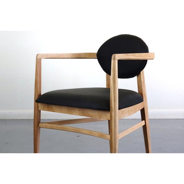 Heywood-Wakefield Set of Two Mid Century Modern Accent Chairs in Blonde Oak and Black Upholstery For Sale - Image 4 of 6