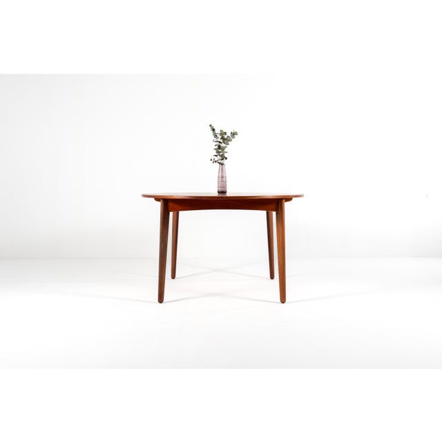 Mid-Century Modern Teak Dining Table with Two Extendable Leaves from H.P. Hansen, 1960s For Sale - Image 10 of 18