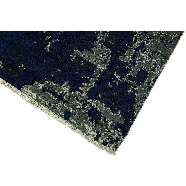 1990s Abstract Modern Blue/Ivory Wool & Viscose Rug - 4'2 X 6'5 For Sale - Image 4 of 8