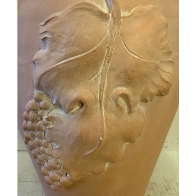 Grape Clusters & Leaves Plaster Vase From 80's For Sale - Image 9 of 13
