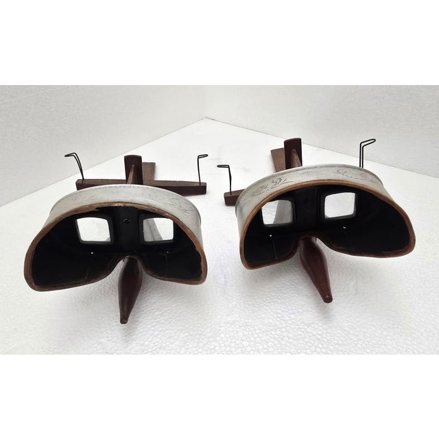 1900s Underwood & Underwood Stereoscope Viewfinder (Set of 2) and 66 Original Cards For Sale - Image 4 of 8