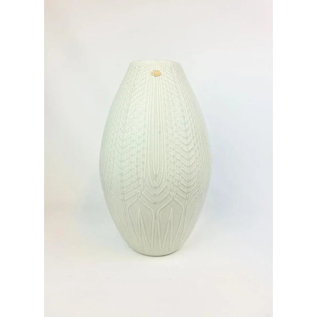 Wonderful floor vase. Produced at Gefle/Upsala Ekeby and designed by Berit Ternell in the 1950s. The form and pattern are...