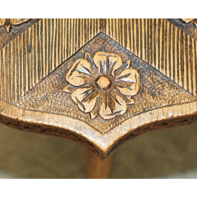 Antique 1575 Trinity College Cambridge Coat of Arms Side Table For Sale - Image 16 of 18