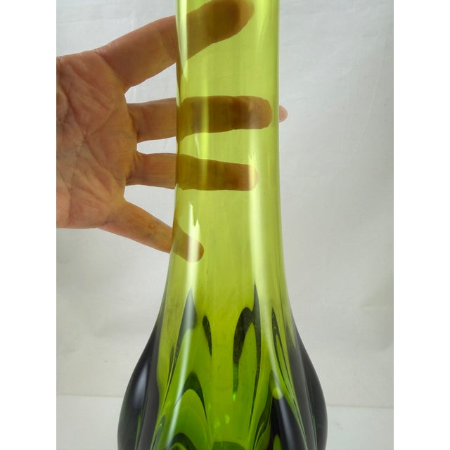 60's Green Swung Vase With Pedestal Base For Sale In New York - Image 6 of 7