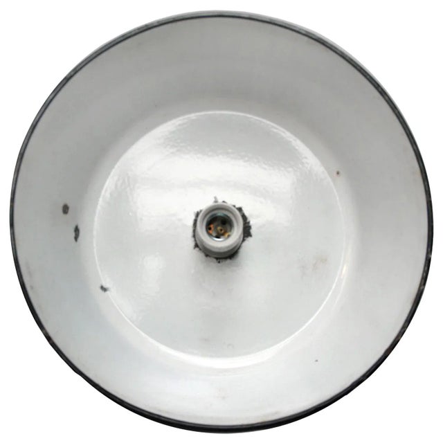 Equipped with an E27 / E26 socket, Excluding light bulb and ceiling canopy Up to 250V (Europe/UK Standard).The wiring of...