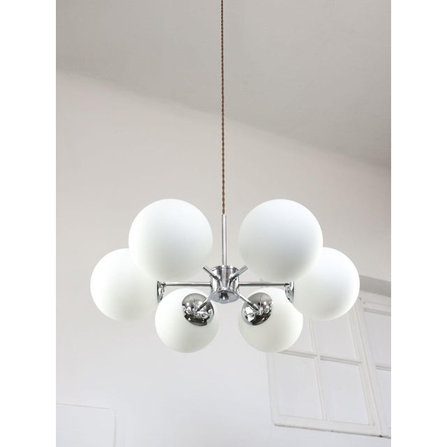 Italian Space Age Sputnik Chrome and Opaline Chandelier, 1970s For Sale - Image 16 of 18