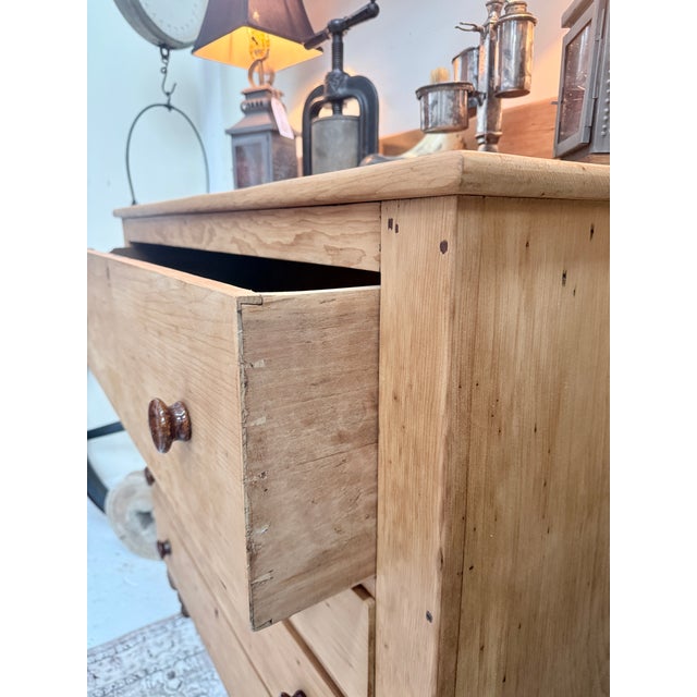 Ecru 19th Century Scrubbed Pine Chest of Drawers For Sale - Image 8 of 12