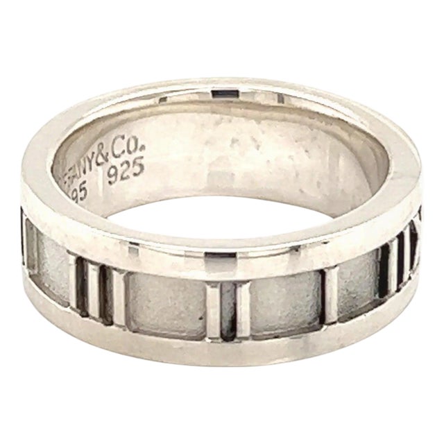 1990s Tiffany & Co Estate Sterling Silver Ring Size 4.25, 5.2 Grams For Sale
