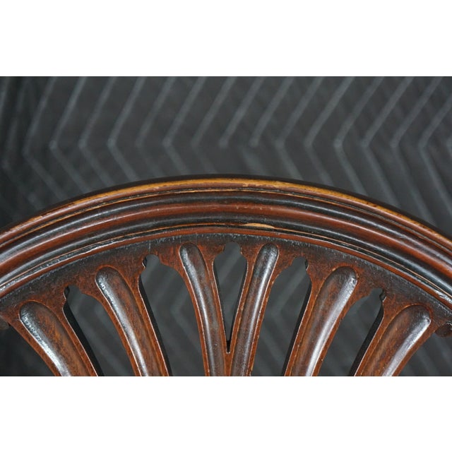 Antique Hepplewhite Carved Mahogany Oval Wheel Back Dining Side Desk Chair For Sale - Image 9 of 18