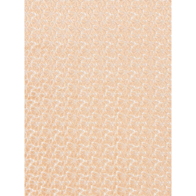 Hinson re-enters the limelight with a show-stopping debut collection under the Scalamandré name. COLOR POP!, a collection...