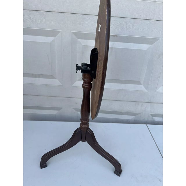 1990s 1990s Vintage Bombay Company Tilt Top Oval End Side Accent Table For Sale - Image 5 of 7