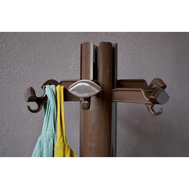 Planta Coat Rack by Giancarlo Piretti for Castelli For Sale - Image 14 of 15
