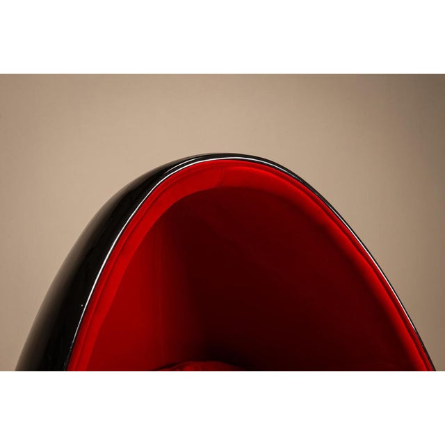 Egg Pod Chair in Black and Red by Eero Aarnio, 1960s For Sale - Image 11 of 17