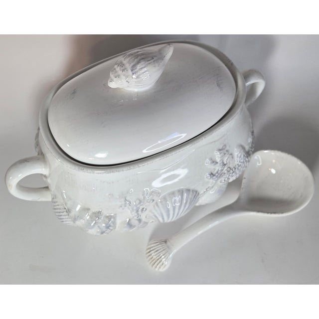 Ceramic Vintage Seashell Tureen and Ladle- Set of Two For Sale - Image 7 of 13
