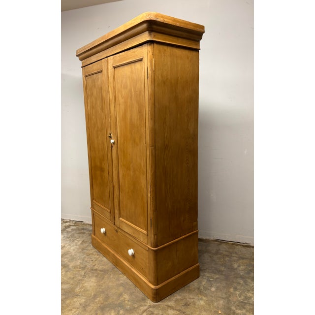 There is something particularly special about an antique that still tells us who made it. More than a century after...