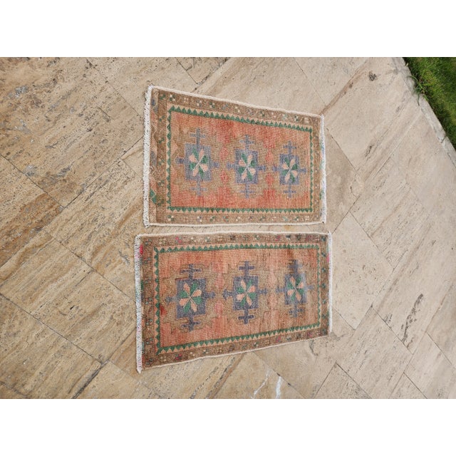 1970s 1970s Oushak Wool Hand-Knotted Turkish Rug - a Pair For Sale - Image 5 of 8