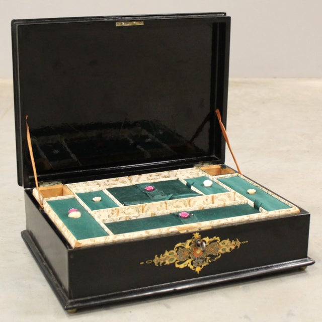 19th Century Napoleon III Lacquered and Painted Casket Box For Sale - Image 3 of 16