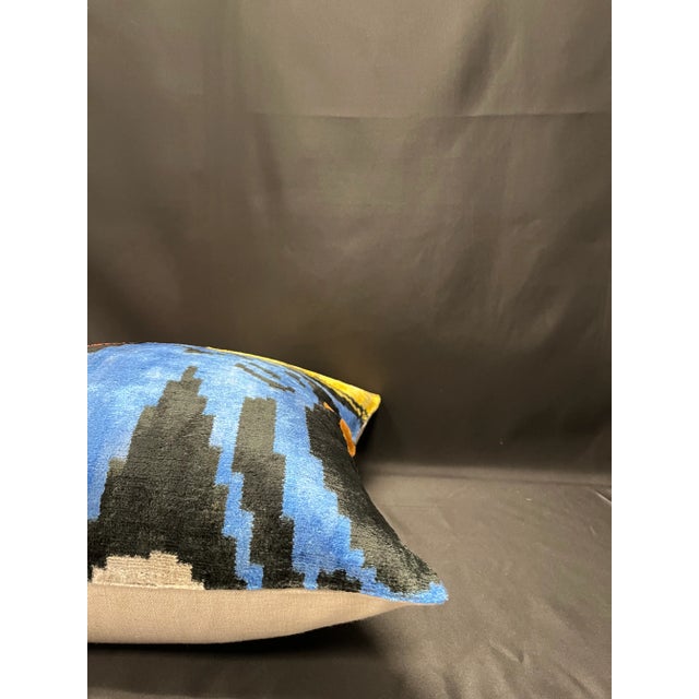 Turkish Modern Blue Multicolor Velvet Silk Ikat Pillow Cover For Sale - Image 4 of 5