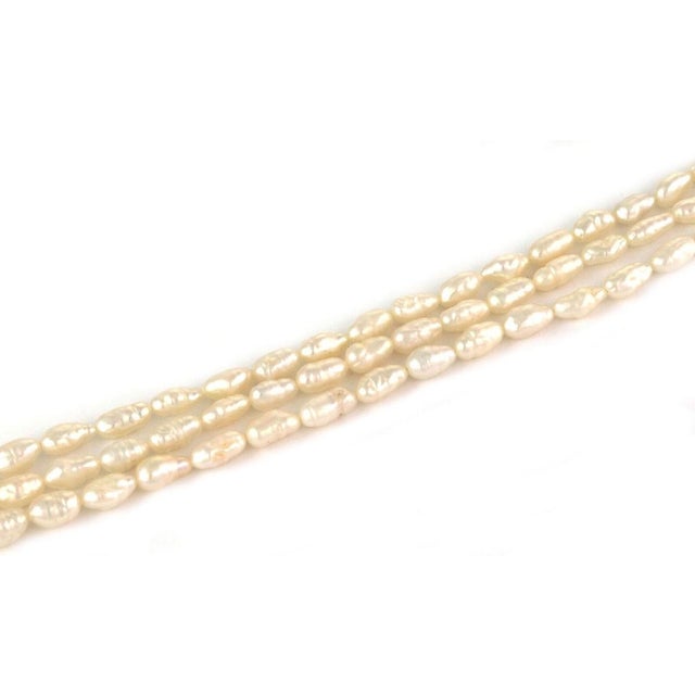 Diamond & Gems 14k Gold Three Strand Freshwater Rice Pearls Necklace For Sale In Miami - Image 6 of 7