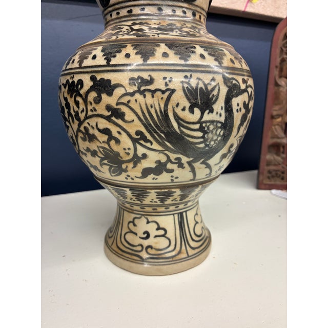 Antique White 16 Century Sukotai Vase Hamsa Motif For Sale - Image 8 of 8