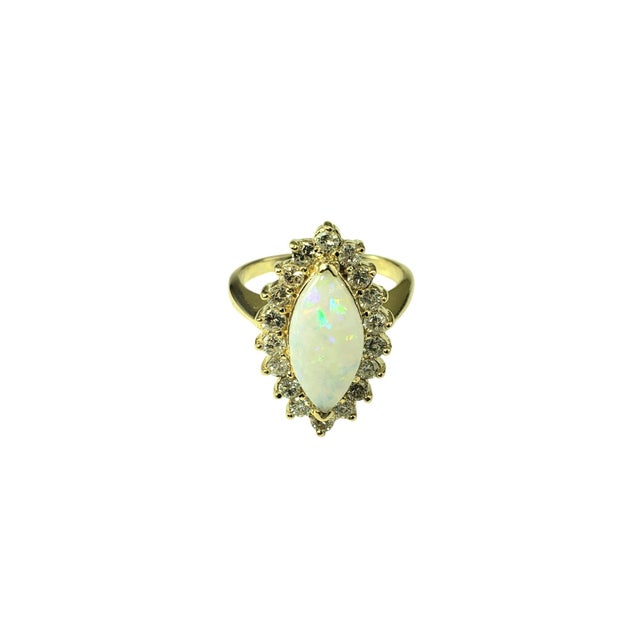 Contemporary Late 20th Century 14 Karat Yellow Gold Opal and Diamond Ring, Size 7.75 For Sale - Image 3 of 6