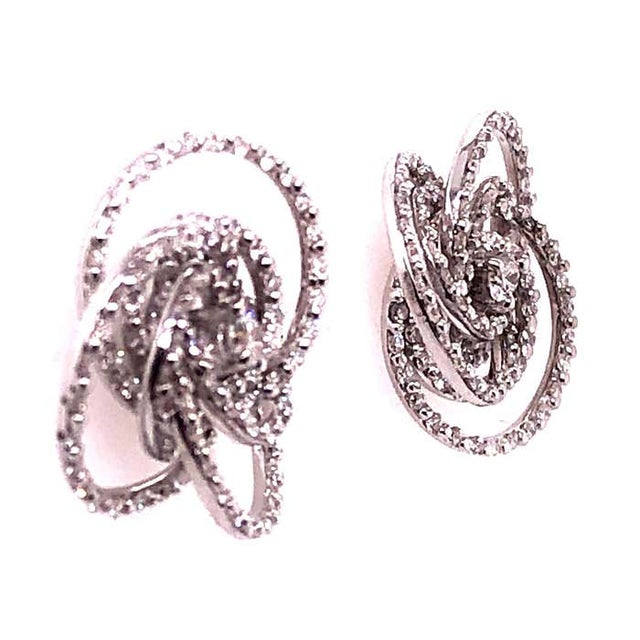 Contemporary 18 Karat White Gold Diamond Flower Swirl Stud Earrings by H2 at Hammerman For Sale - Image 3 of 12
