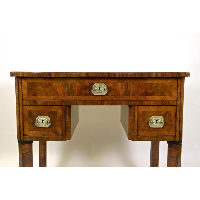 19th Century Biedermeier Writing Desk in Nutwood, Austria, 1830s For Sale - Image 4 of 18