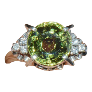 Late 20th Century Certified Natural 3.74cts vs Diamond Peridot Solid Platinum Dinner Cocktail Ring, Size 9