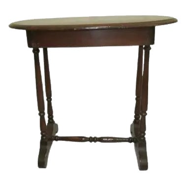 Vintage Colonial Style Wood Accent Table Dark Tone For Sale