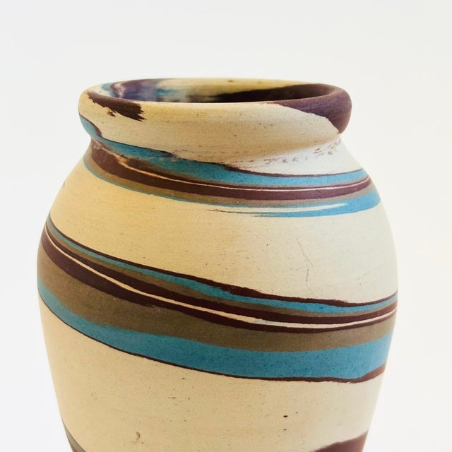 Folk Art Niloak Mission Swirl Pottery Vase For Sale - Image 3 of 8