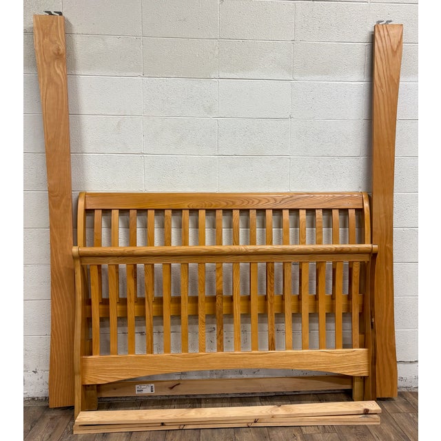 This is a gorgeous vintage Queen size Stickley style Blonde Mission arts and Crafts style slat sleigh bed by Vaughan...