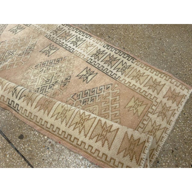 Galerie Shabab Collection Mid-20th Century Turkish Anatolian Runner For Sale - Image 9 of 10