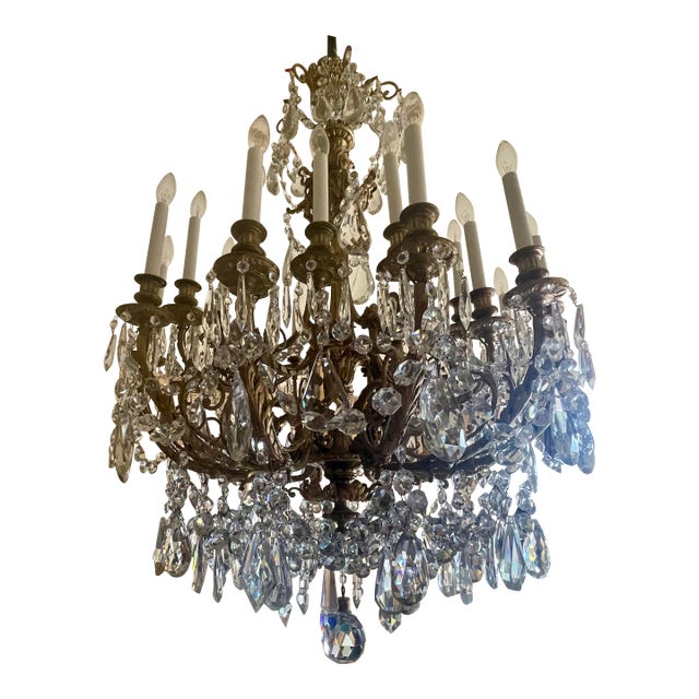 French 19th Century Louis XVI Bronze & Crystal Chandelier For Sale