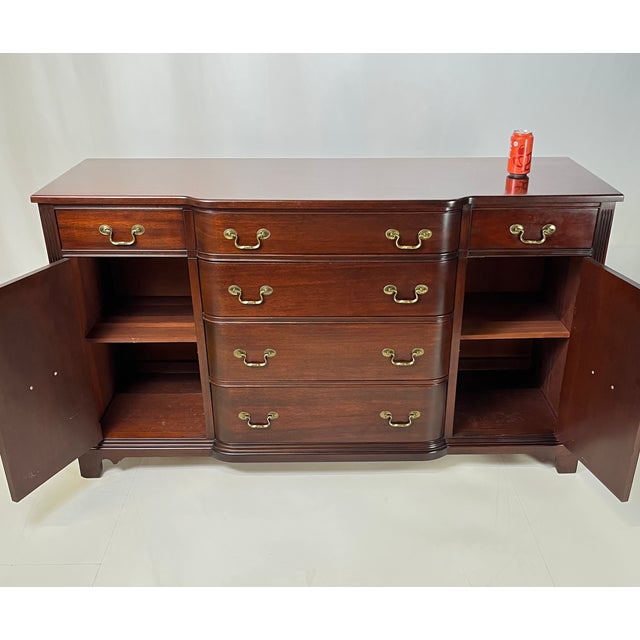 Vintage Georgetown Galleries Attributed Mahogany Bowfront Buffet For Sale - Image 4 of 18
