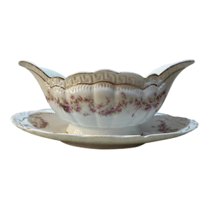 Late 19th Century z.s. & Co. Bavarian Porcelain Sauce Boat