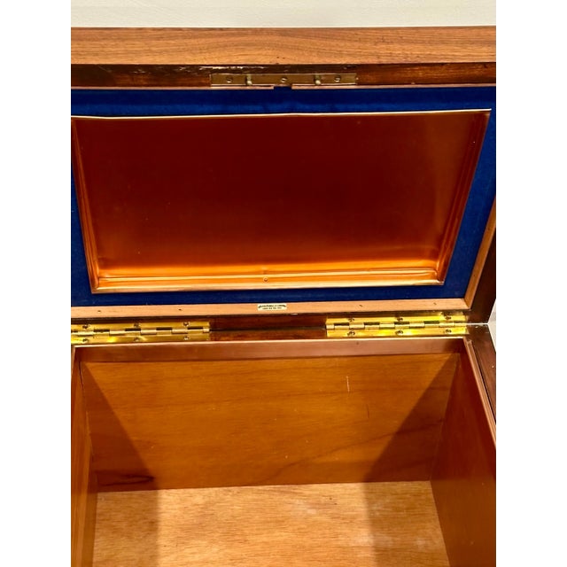 1960s Alfred Dunhill Mahogany Humidor Cabinet | Gentleman’s Cigar Cabinet | English Tobacco Cabinet For Sale - Image 5 of 10