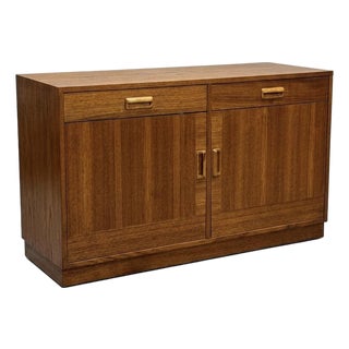 Mid-Century Modern Teak Sideboard from Dixie Furniture For Sale