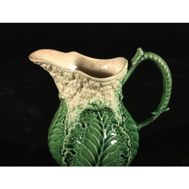 Josiah Wedgwood 18th-Century Staffordshire Creamware Cauliflower Creamer, Probably by William Greatbach/ Josiah Wedgwood For Sale - Image 4 of 8