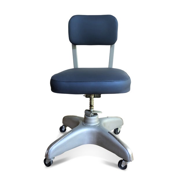 An impressive mid-century tanker chair from the 1960s from Cole Steel. The restored desk chair has been given many more...