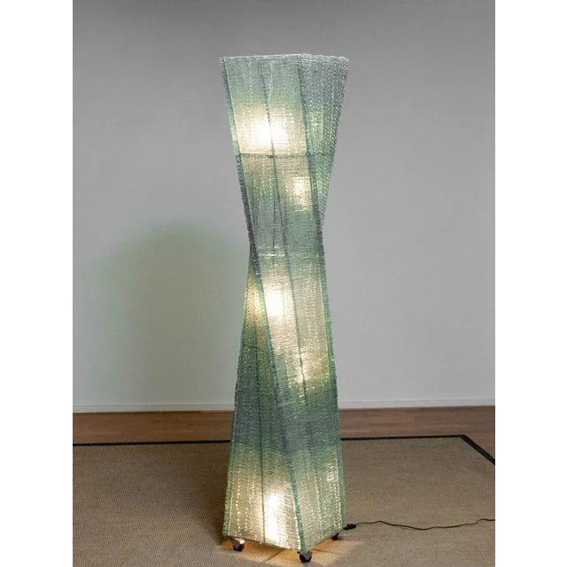 Large Belgian Brutalist Hand-Tied Glass Floor Lamp in the style of Pia Manu, 1970s For Sale - Image 4 of 8