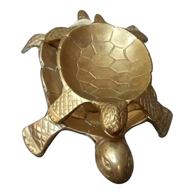 Pair of 1980s Solid Brass Turtle Trinket Holders in Gradient Sizes For Sale