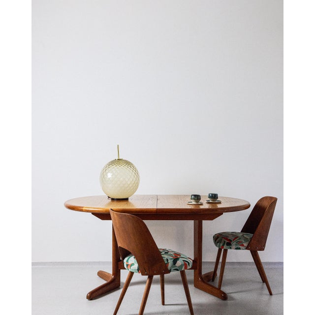Mid-Century Modern Oval Teak Extendable Dining Table from G-Plan, 1950s For Sale - Image 3 of 7