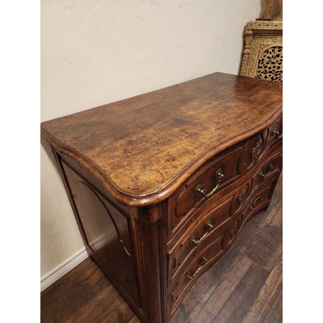 Wood 18th Century French Regence Period Commode Chest of Drawers For Sale - Image 7 of 9